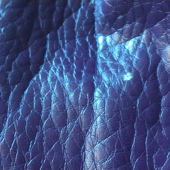 Angle kiss Handbag - Picture 5 of 9